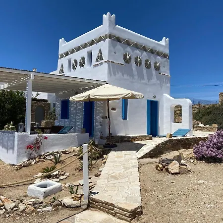 Holiday home George's Traditional House