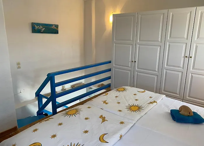 George's Traditional House Semesterbostad